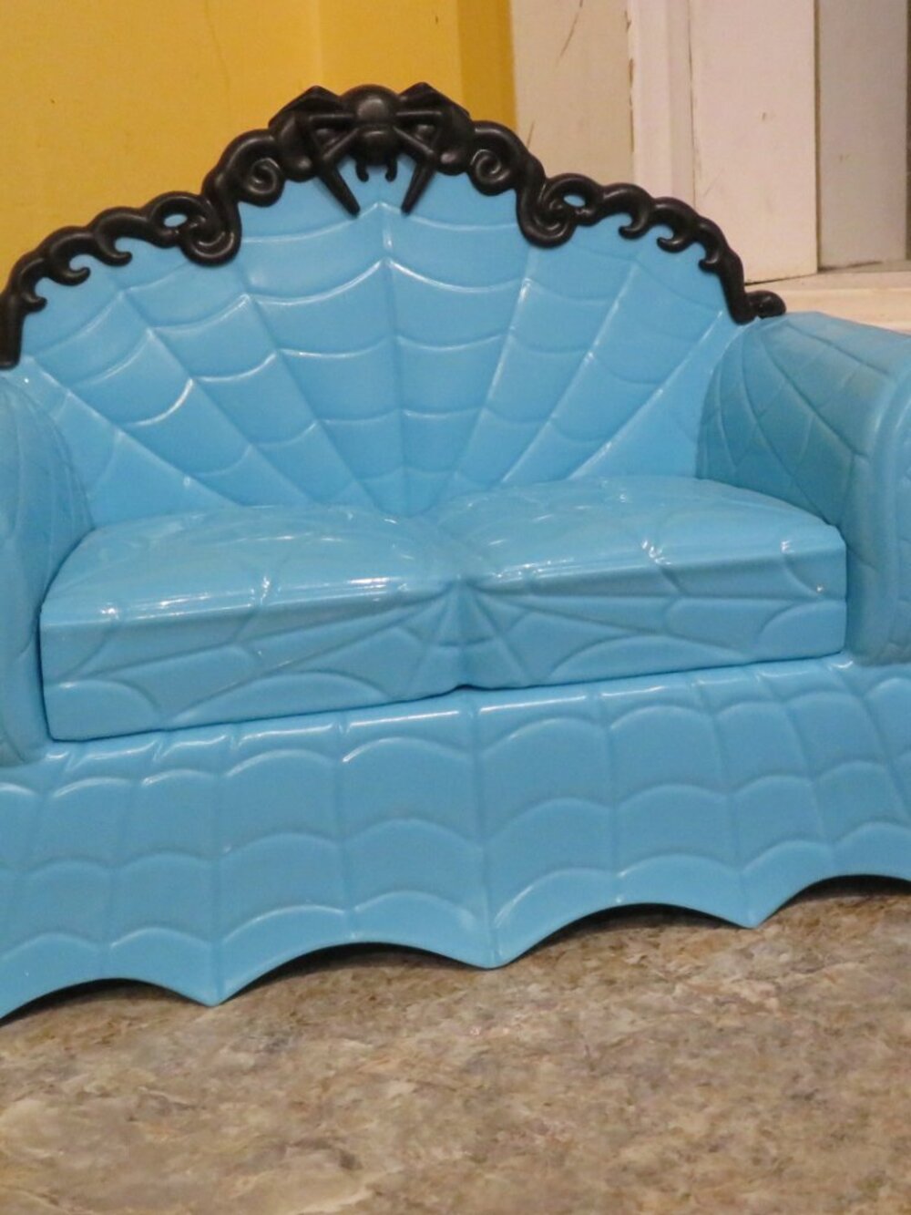 Monster High Spiderweb Couch Sofa (K838)